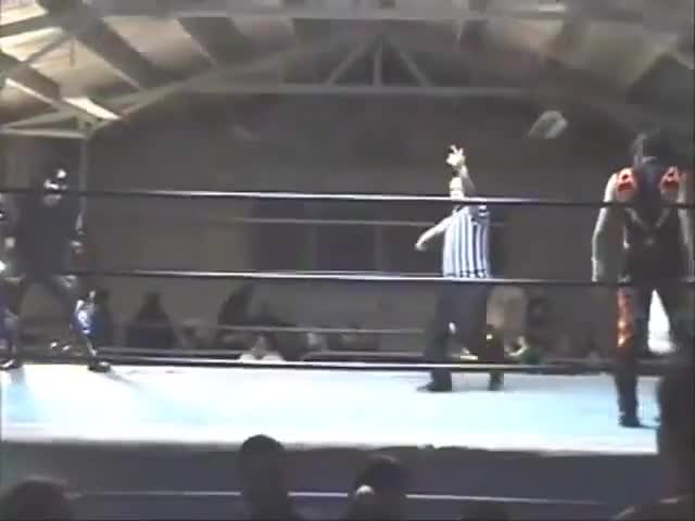 Inoki Dojo Chimaera Vs Colossal Chris