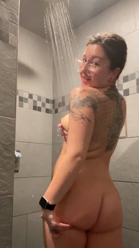 ass looking back natural onlyfans pawg shower solo tattoo wet wet and messy clip