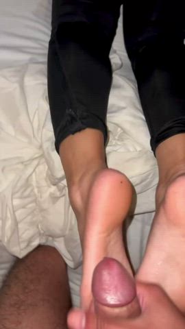 Smooth size 7.5 Asian soles… shall I post the full video?