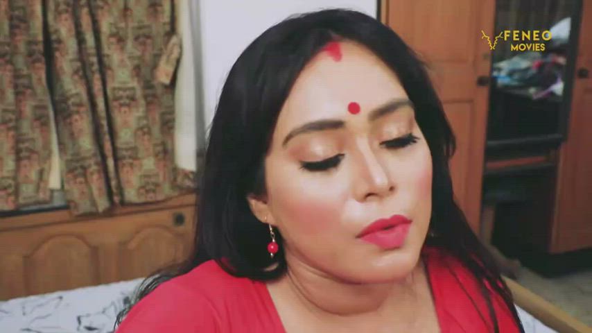 Indian Housewife Sensual clip