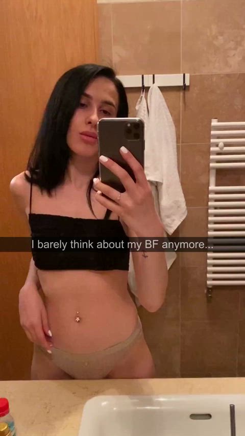 alyssa bounty brunette masturbating clip