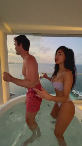 Bikini Cleavage Nicole Scherzinger clip