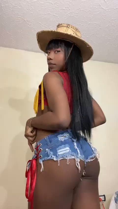big ass camsoda camgirl colombian dancer ebony latina tiktok clip