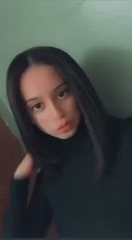 18 Years Old Cute Dominican r/O_Faces clip