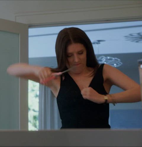 anna kendrick bra brunette clip