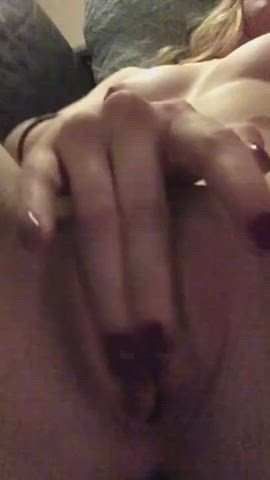 Clit Rubbing Cum Fingering Masturbating Pussy Lips Women clip