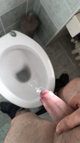 Any wanna try my piss 