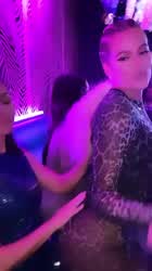 Khloe gives Kourtney lap dance