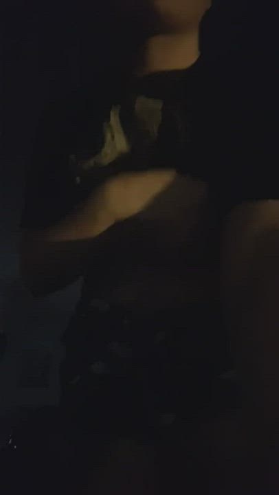 Bouncing Natural Tits Voyeur clip