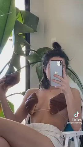 Food Fetish Naked TikTok clip