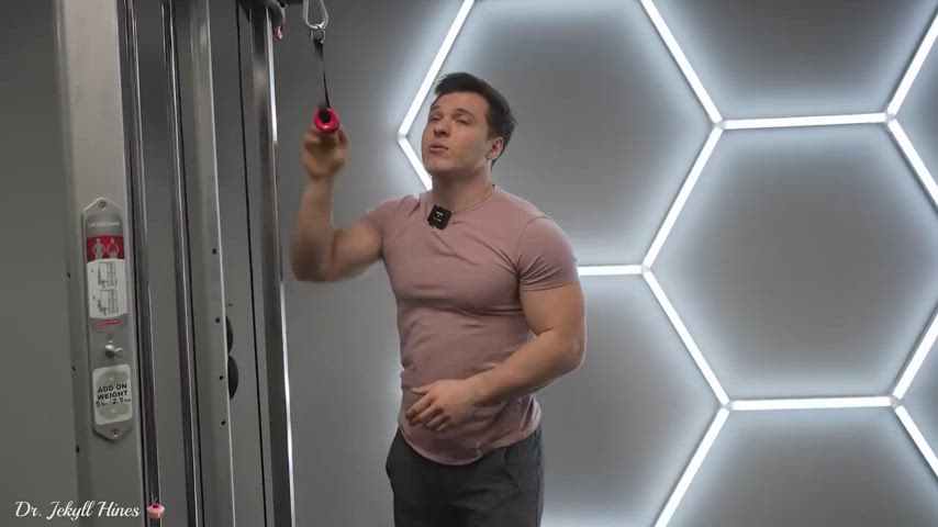 Big Ass Bubble Butt Celebrity Close Up Clothed Gay Gym Slow Motion Workout clip