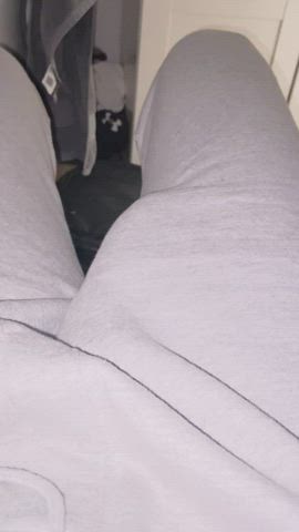 Grey sweats always get me hard