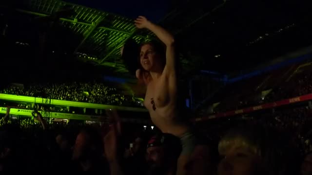 Beautiful topless concert chick