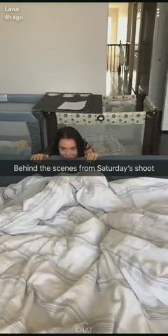 Lana Rhoades behind the scene