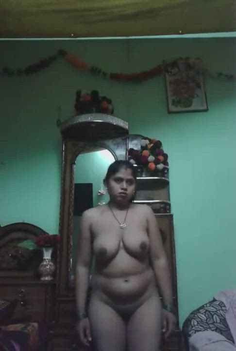 EXTREMELY HORNY BHABHI SHOWING HER TITS AND PUSSY[LINK IN COMMENT] ??