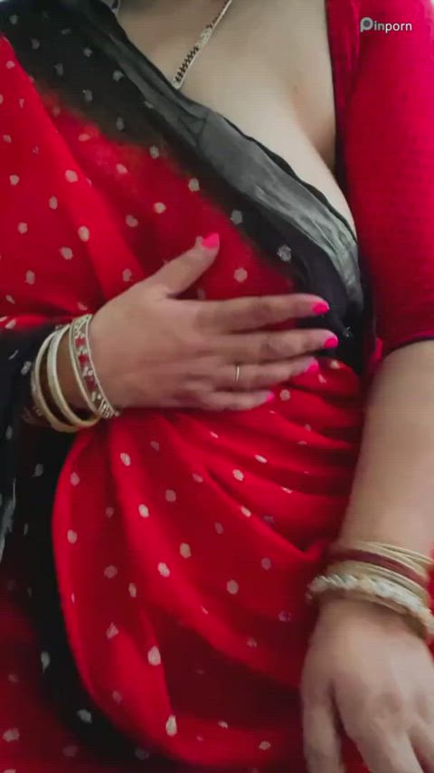 indian natural tits saree clip