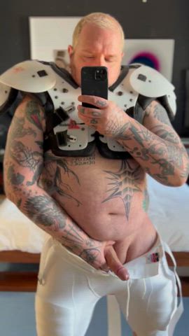 amateur bear big dick daddy football muscles tattooed thick thick cock thick thighs