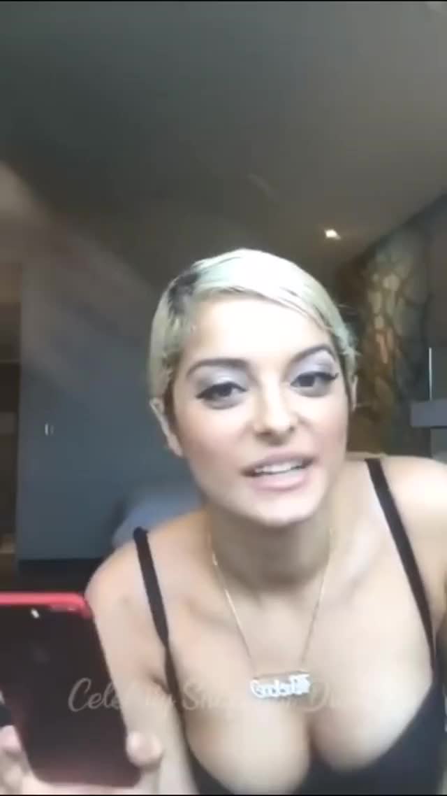 Bebe Rexha flexing her curvy body on her livestream