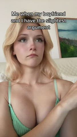 big tits blonde bra cleavage lingerie model teen tiktok underwear clip