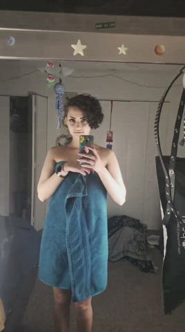 amateur mirror nude pubic hair pussy selfie short hair small tits towel clip