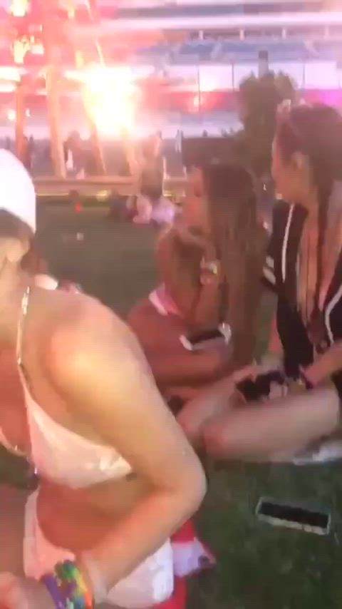 Fucking at the festival 