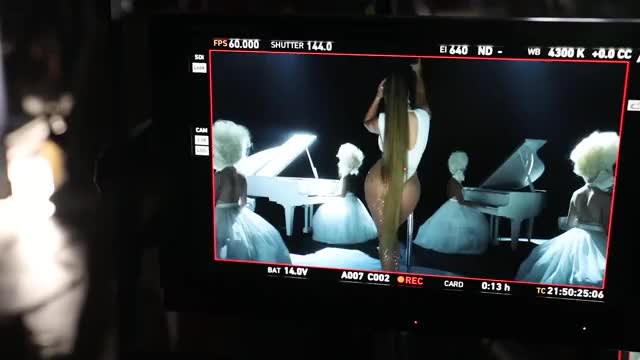 Jennifer Lopez - Behind the Scenes of "Medicine"