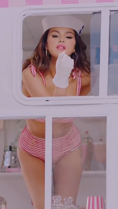 Selena Gomez Ice Cream
