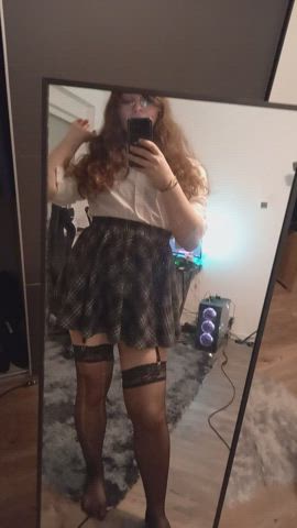 Do you like skirts? And what about the surpise under it 👅