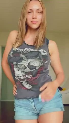 Cute blonde striping in tiktok style