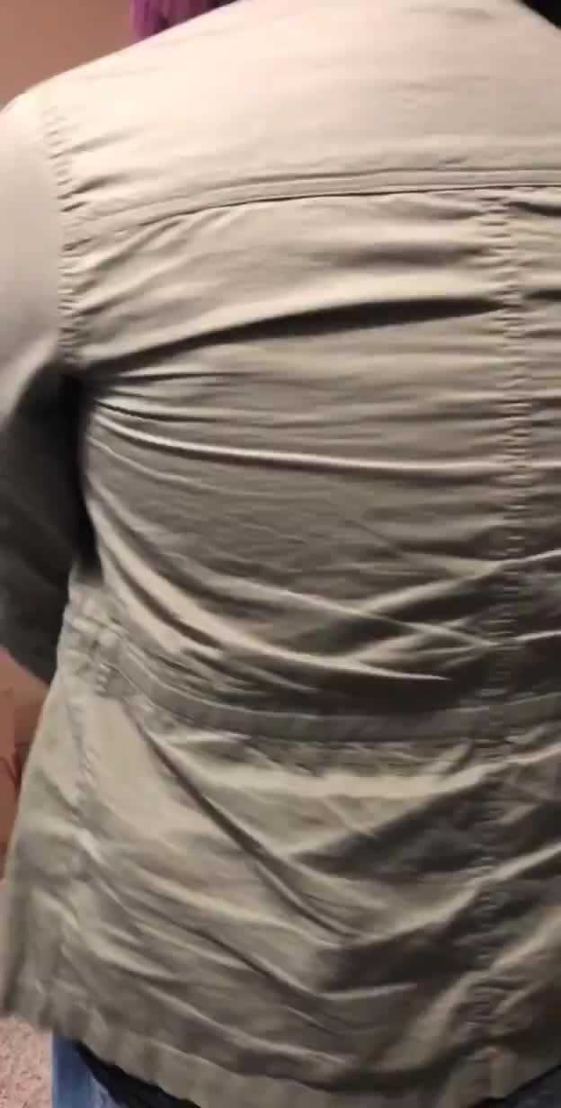 Big Tits Flashing Nipple Piercing Shaking clip
