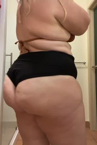 Ass BBW Swimsuit clip