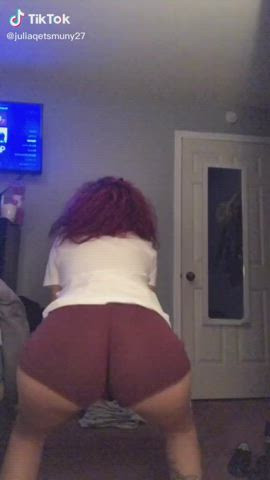 Ass Redhead Shorts TikTok Twerking clip