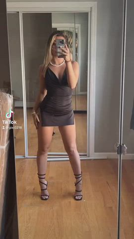 skirt tanned thighs clip
