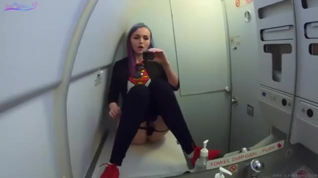 Jerking Off My Pussy In The Airplane And Cum