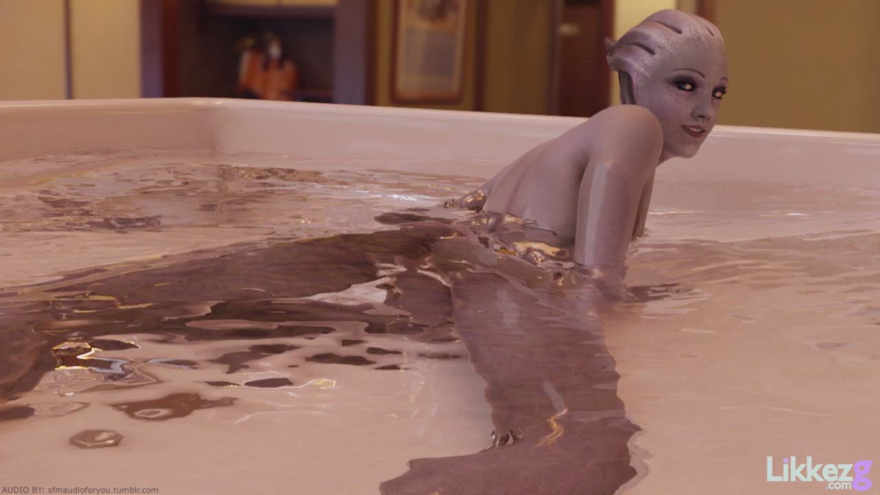Alien Animation Bath Bathtub Futanari Shaking Wet clip