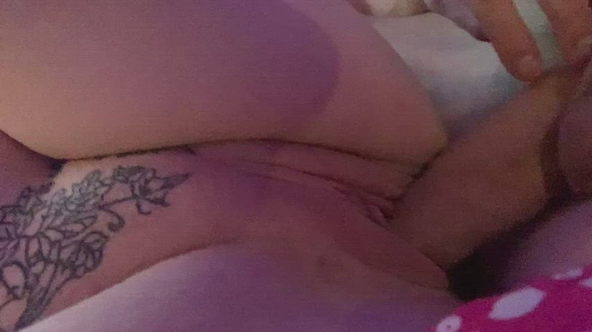 Love being a cum slut 💦😈 who else would fill me up? [f]
