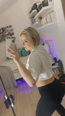 I swear my booty is bigger than it looks
