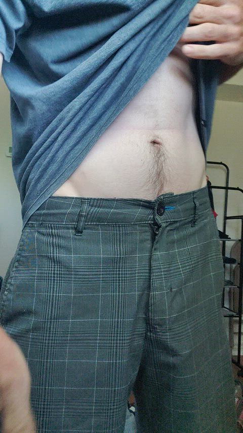 [42] this naughty dad doesn't wear underwear 😈