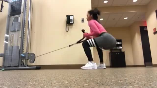 Levy Tran - working out / IG (2/4)