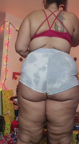 Shaking my big fat ass