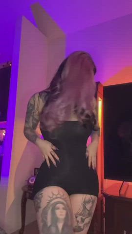 Goth Thick Thighs clip