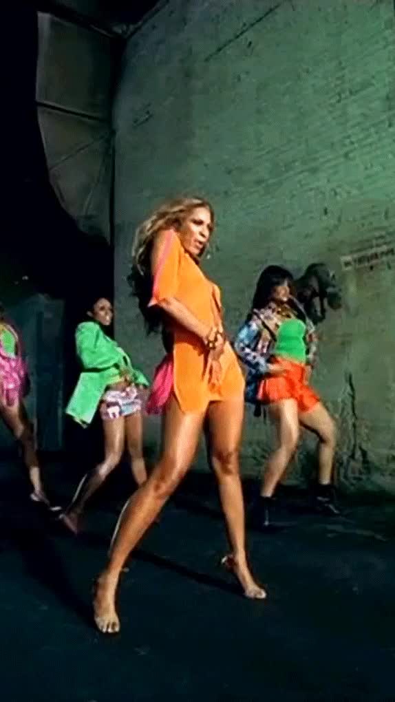 Beyonce - Crazy in Love ft. JAY Z (part 207)