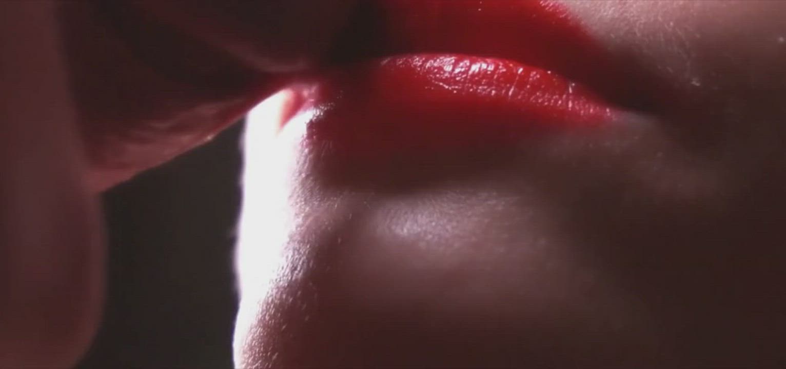 Big Dick Blowjob Close Up Cum Cum In Mouth Lips Lipstick Fetish Sucking clip