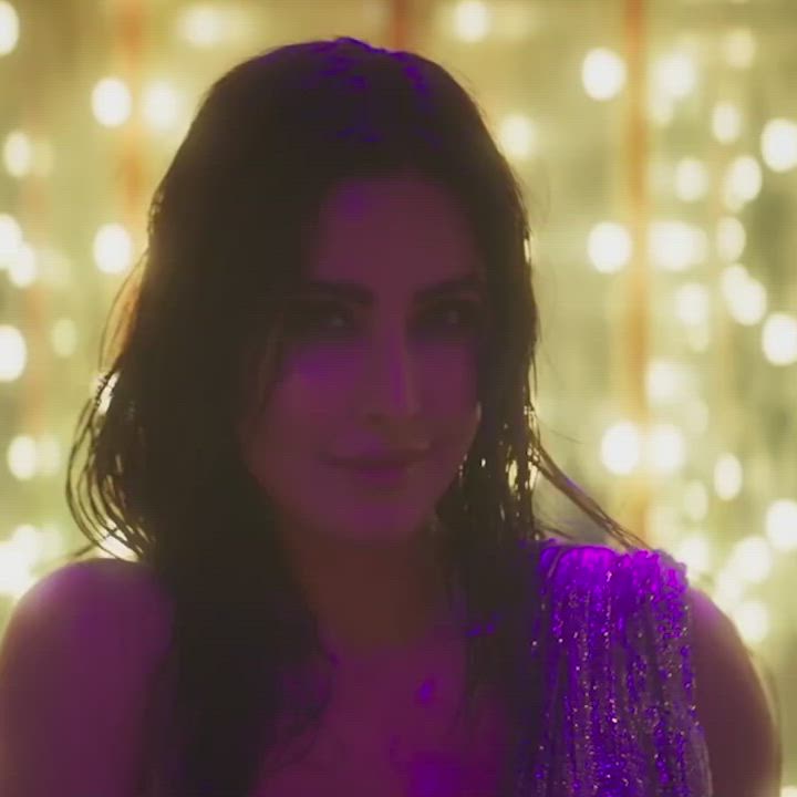 Bollywood Boobs Bouncing Tits Downblouse Hair Katrina Kaif Saree Wet Pussy clip