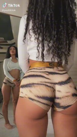 Ass Bouncing Ebony Jiggling Shorts Slapping Spanking TikTok clip