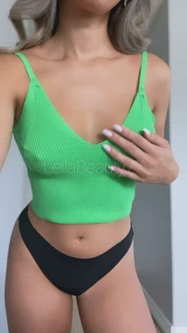 Another tan line titty drop....Nice!