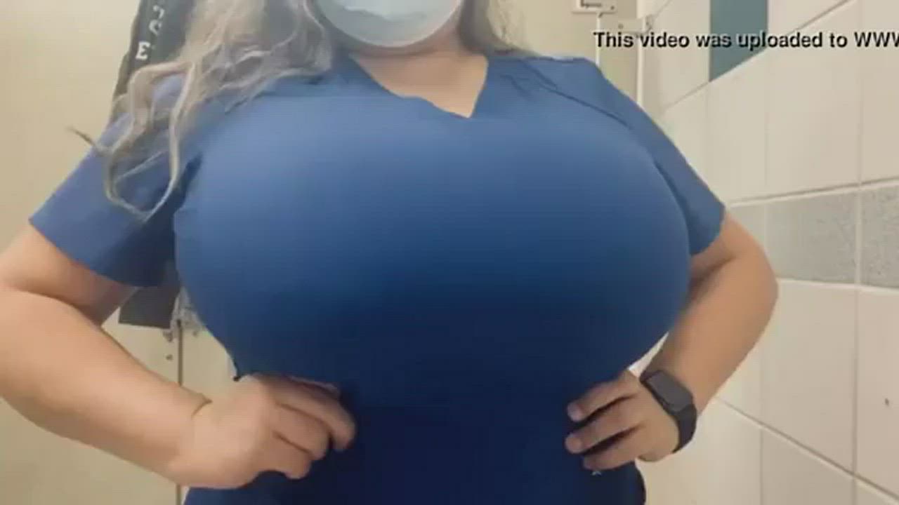 Big Nipples Big Tits Boobs MILF Titty Drop clip