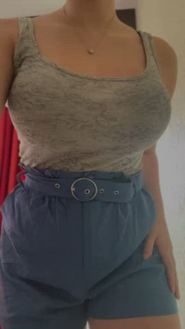 naturally curvy and ready to be tittyfucked (19f)