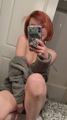 Areolas Bathroom Big Nipples Busty Glasses Redhead Selfie Shaved Pussy clip