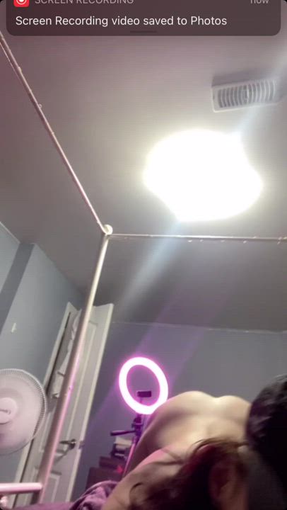 J.trapper on tiktok live, flashing her ass